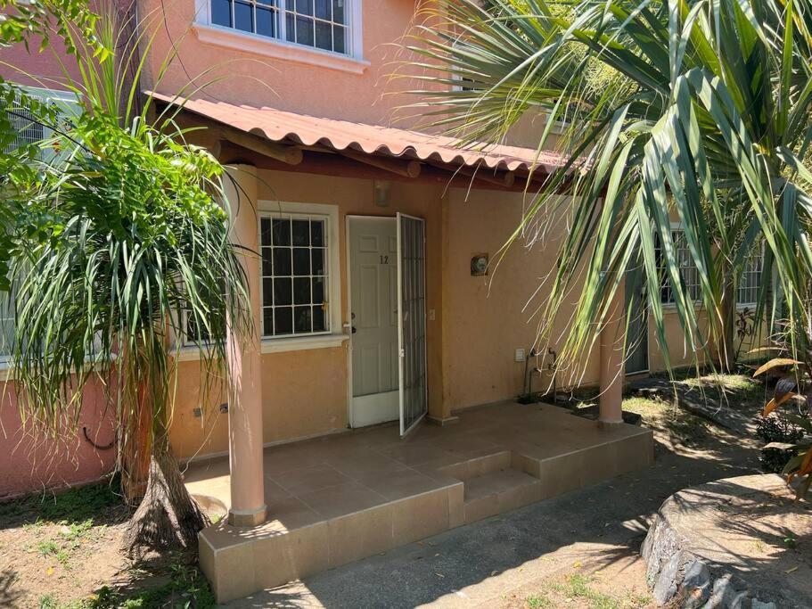 Casa Con Alberca A 8 Min De Playa Apartment Ixtapa  Bagian luar foto